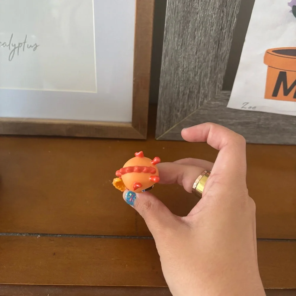hasbro littlest pet shop orange seahorse #315